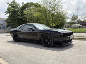 Dodge Challenger 6.4 HEMI ScatPack, снимка 2
