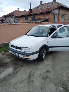 VW Golf, снимка 1