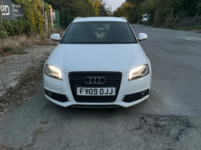 Audi A3 1.8TFSI, снимка 1 - Автомобили и джипове - 47776250