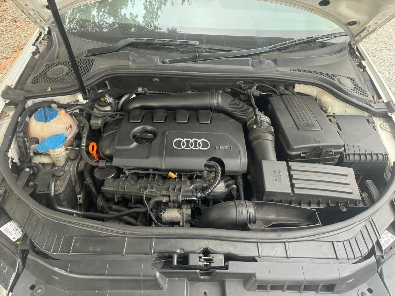 Audi A3 1.8TFSI, снимка 7 - Автомобили и джипове - 47776250