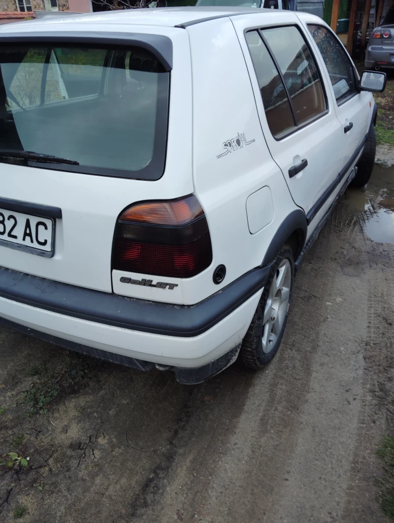 VW Golf, снимка 2 - Автомобили и джипове - 48555962