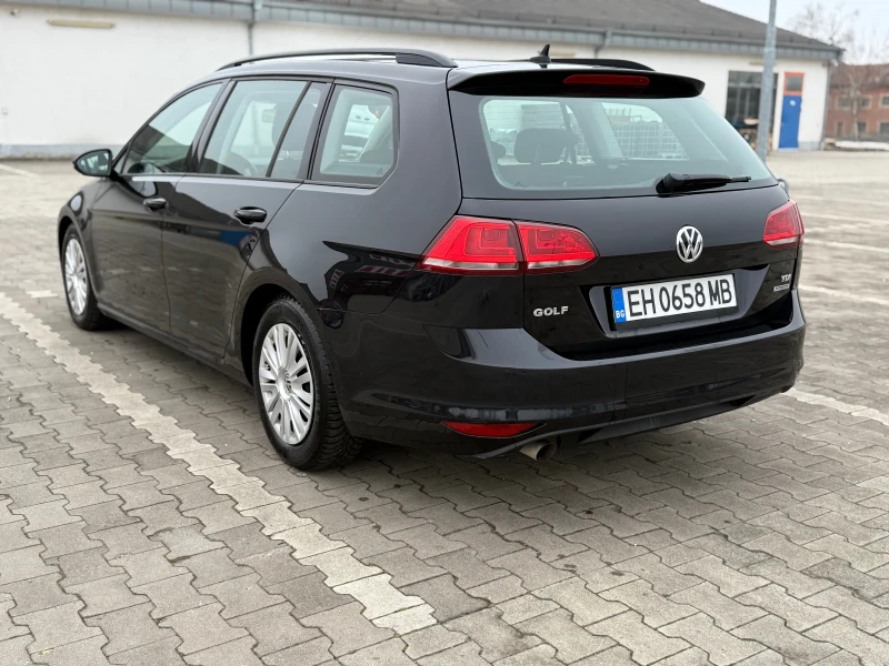 VW Golf 1.6 TDI DSG Германия, снимка 5 - Автомобили и джипове - 49314355