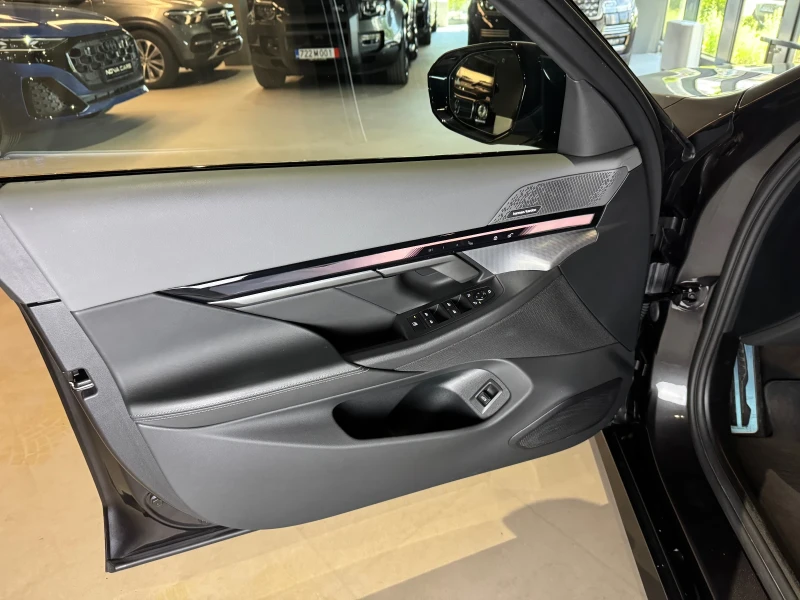 BMW i5 M60 xDrive, снимка 5 - Автомобили и джипове - 49621317