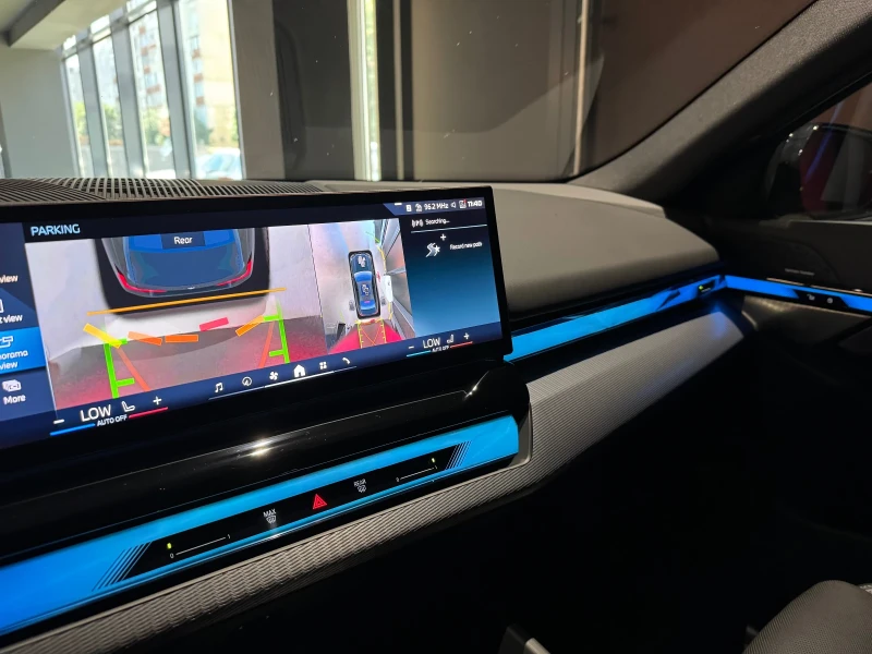 BMW i5 M60 xDrive, снимка 13 - Автомобили и джипове - 49621317