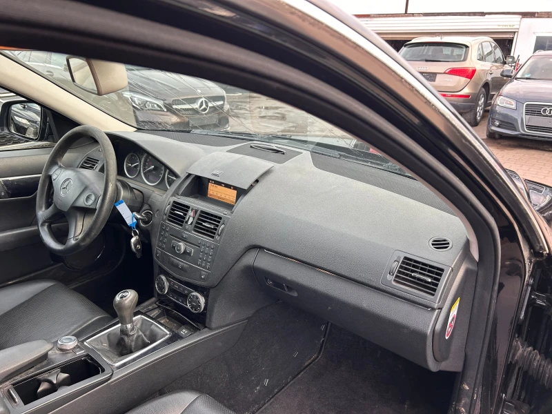 Mercedes-Benz C 180 KOMPRESSOR GAZ/NAVI/KOJA EURO 4, снимка 10 - Автомобили и джипове - 49679282