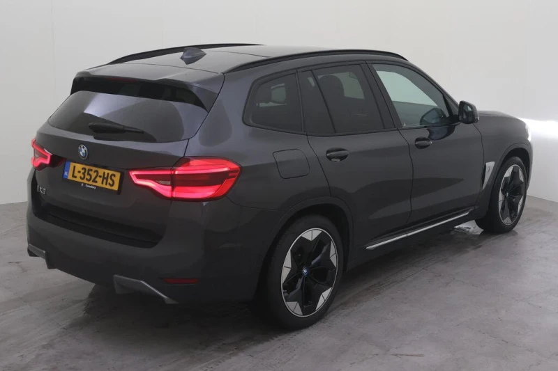 BMW iX3 High Executive, снимка 3 - Автомобили и джипове - 52474622