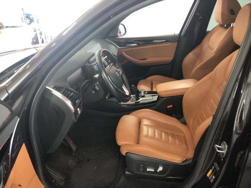 BMW iX3 High Executive, снимка 8 - Автомобили и джипове - 52474622