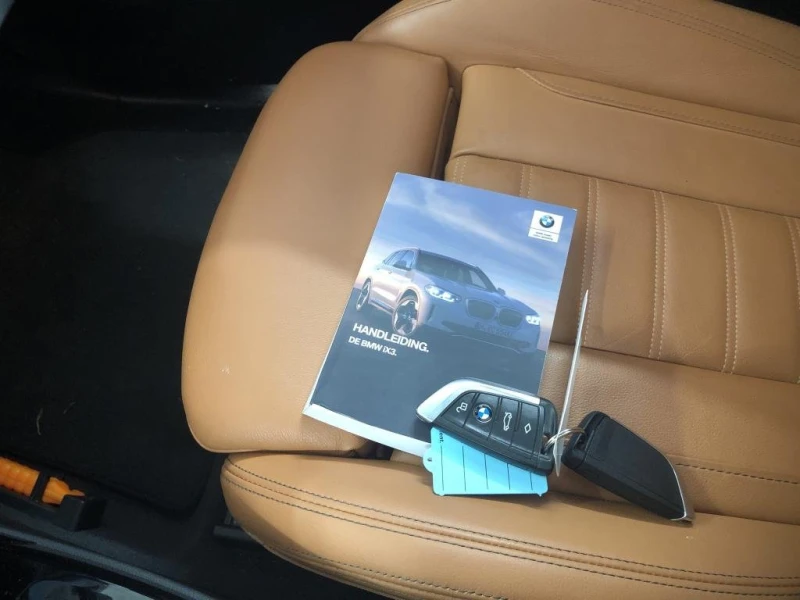 BMW iX3 High Executive, снимка 11 - Автомобили и джипове - 52474622