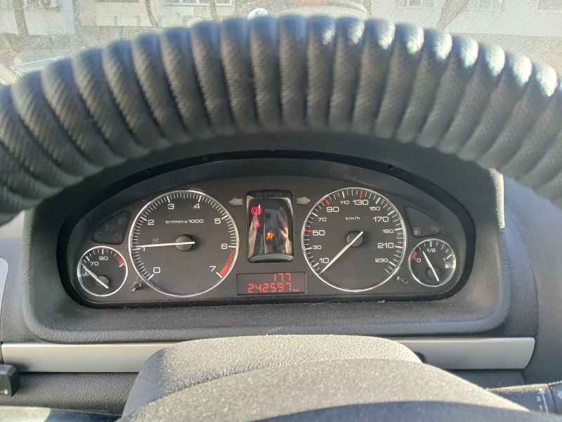 Peugeot 407, снимка 6 - Автомобили и джипове - 52790861