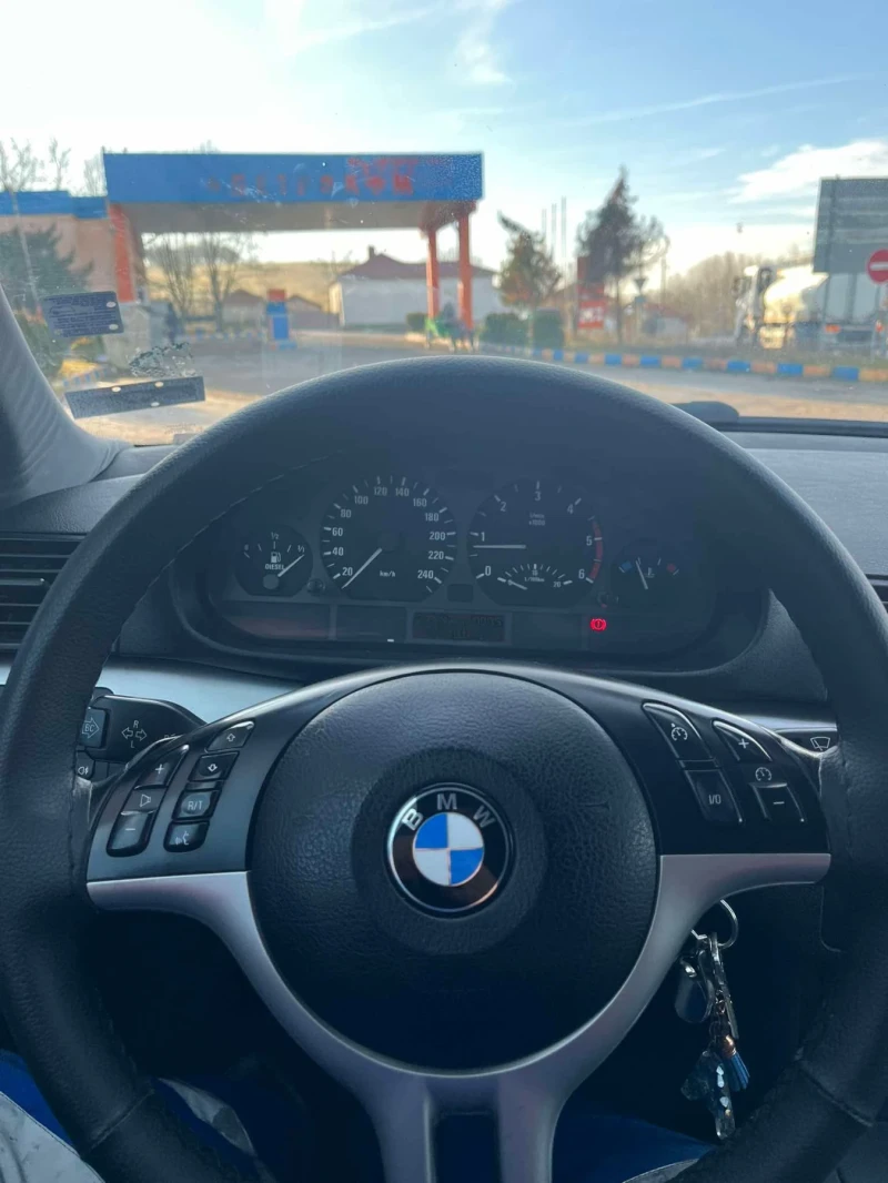 BMW 330 330xd, снимка 9 - Автомобили и джипове - 53028039