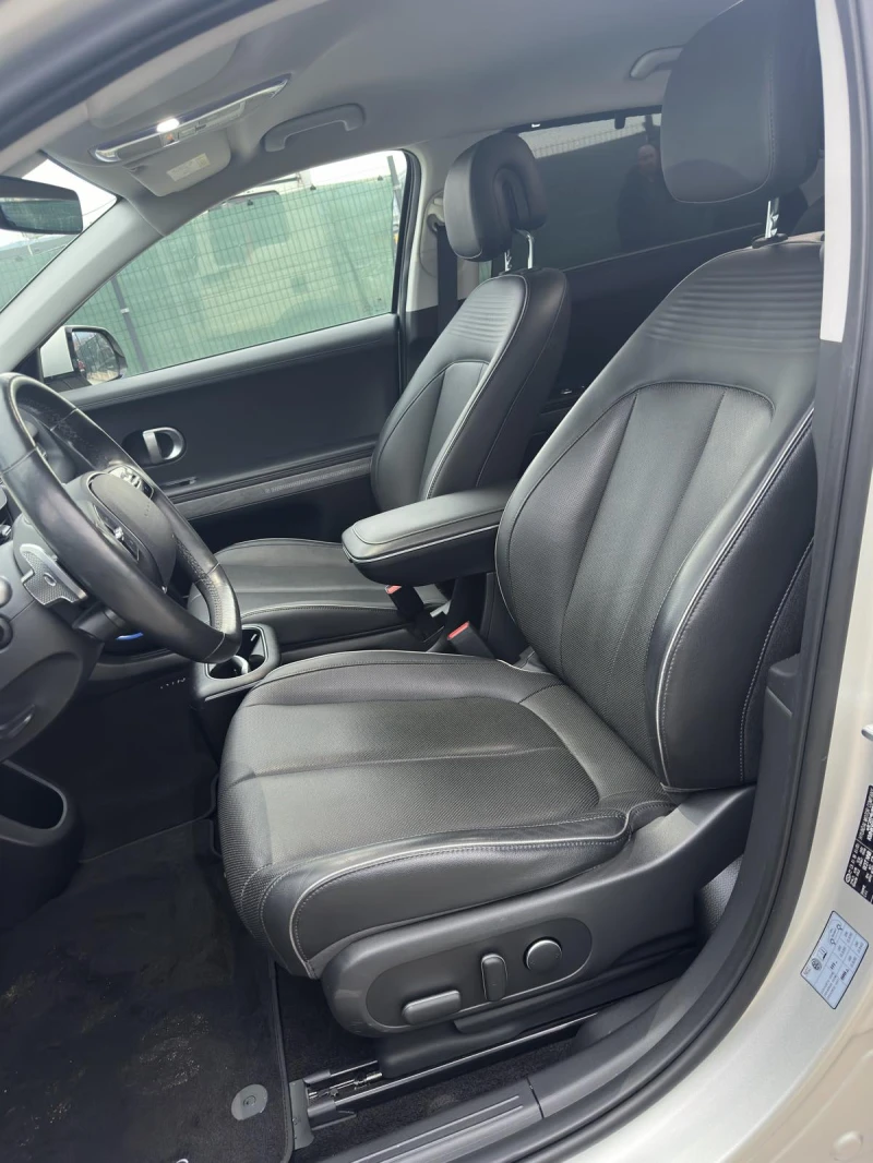 Hyundai Ioniq 5 72.6KWh/UNIQ/ГАРАНЦИЯ/360/HEADUP/BOSE/PANO/2022г., снимка 11 - Автомобили и джипове - 53596231