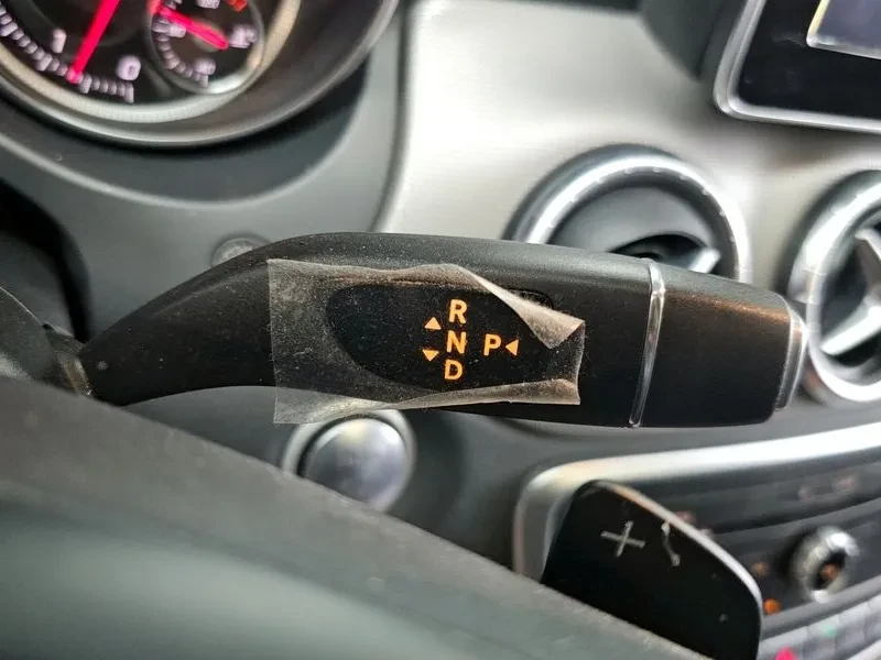 Mercedes-Benz CLA 2.5, снимка 9 - Автомобили и джипове - 54288346