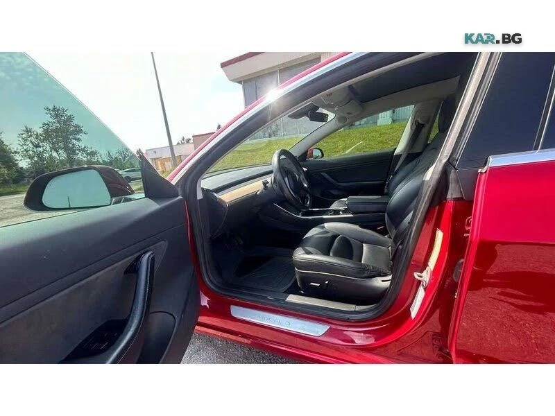 Tesla Model 3 Long Range* PANORAMA* 360* ПОДГРЕВ* КРАЙНА ЦЕНА* , снимка 5 - Автомобили и джипове - 56563662