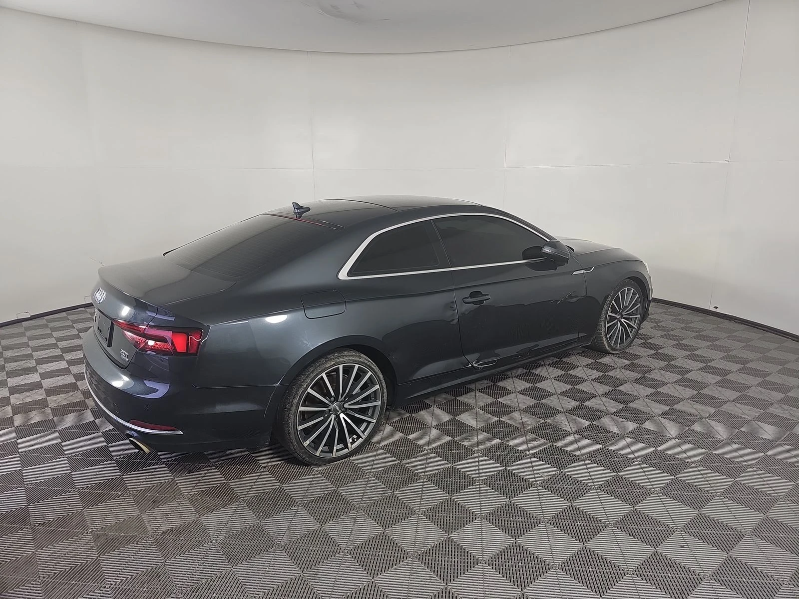 Audi A5 Premium Plus * Обдухване* * Подгрев* * Keyless* *  - изображение 4