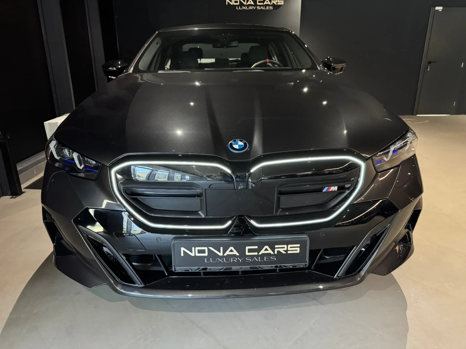 BMW i5 M60 xDrive - изображение 2
