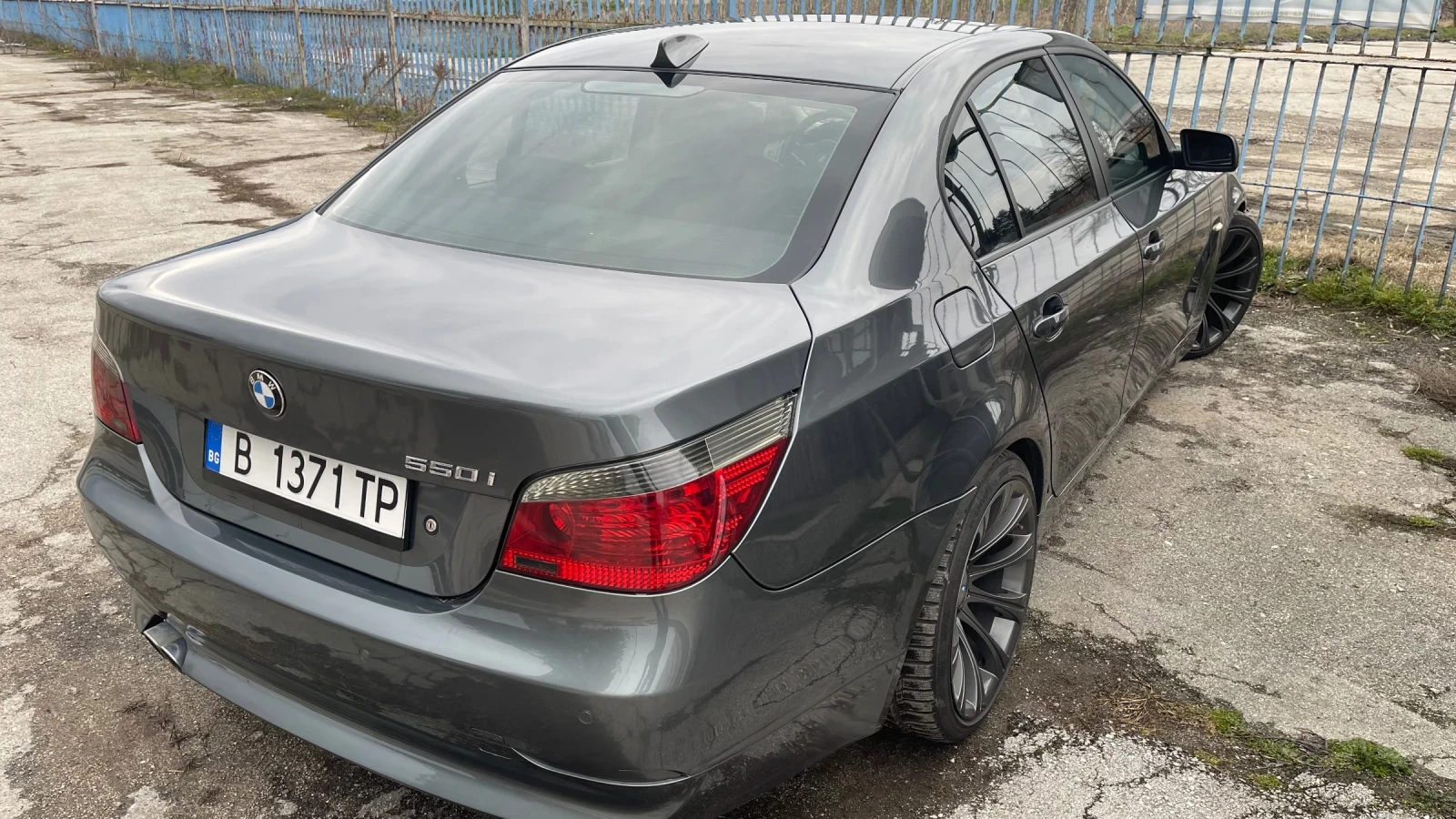 BMW 550 4.8 367 - изображение 7