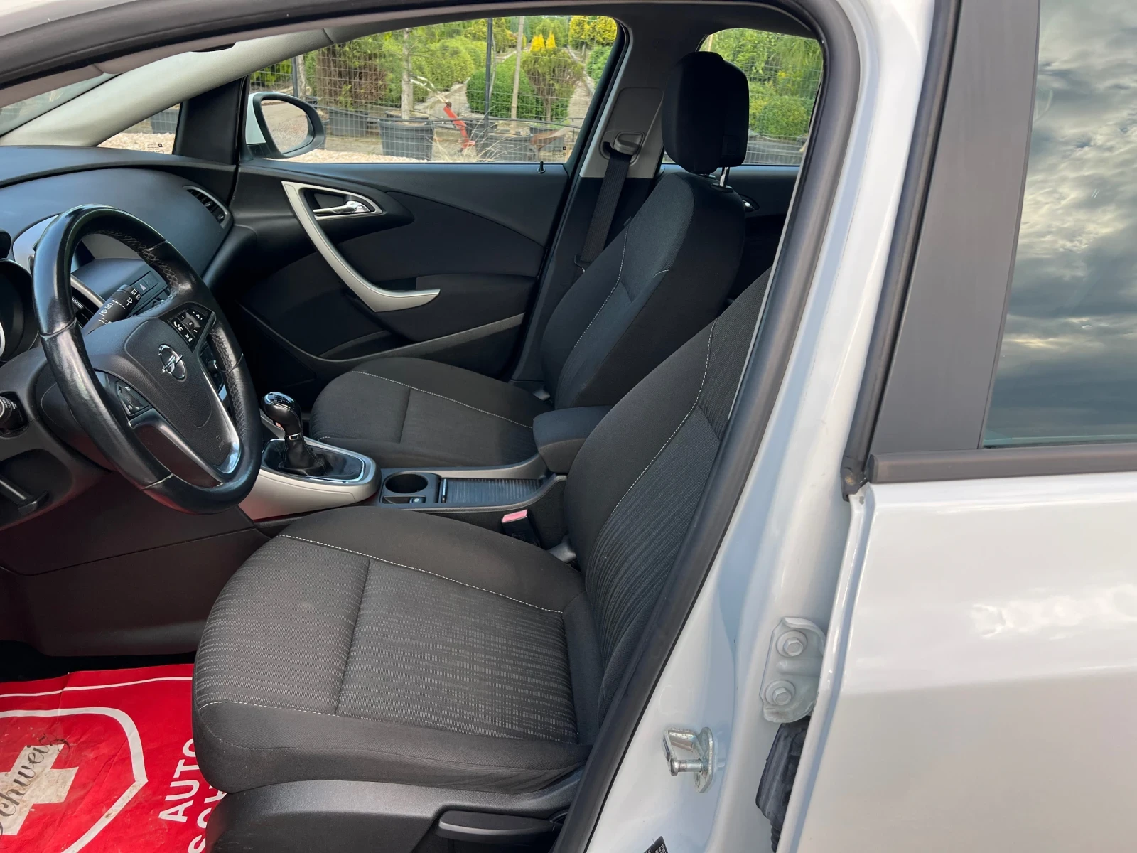 Opel Astra 1.6 i Schweiz - изображение 9