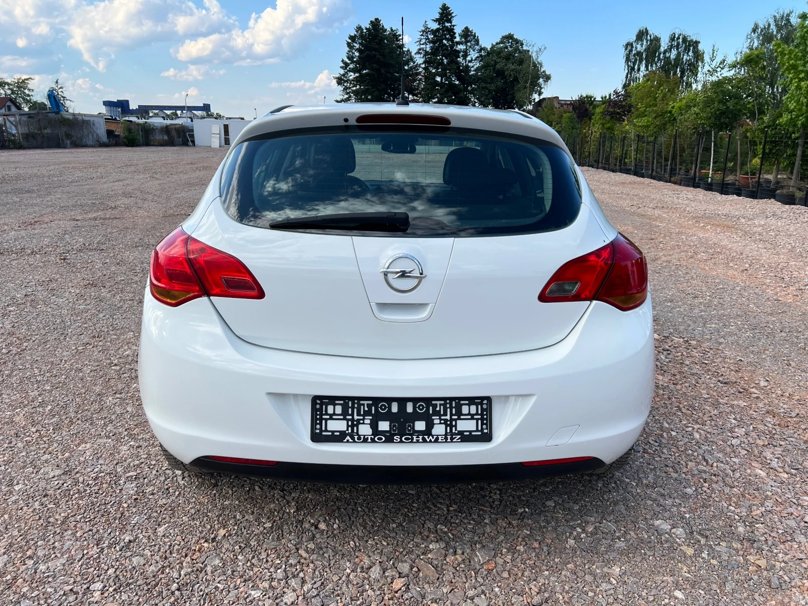 Opel Astra 1.6 i Schweiz - изображение 4