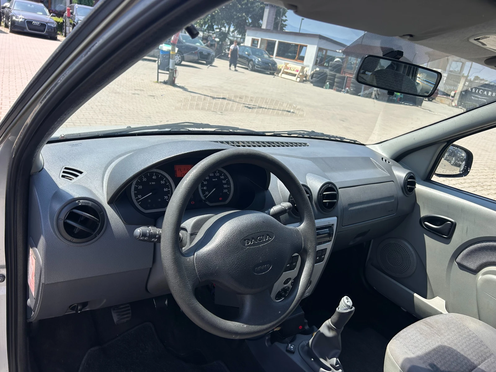 Dacia Logan 1.6GAZ KLIMA EURO 4 - изображение 10