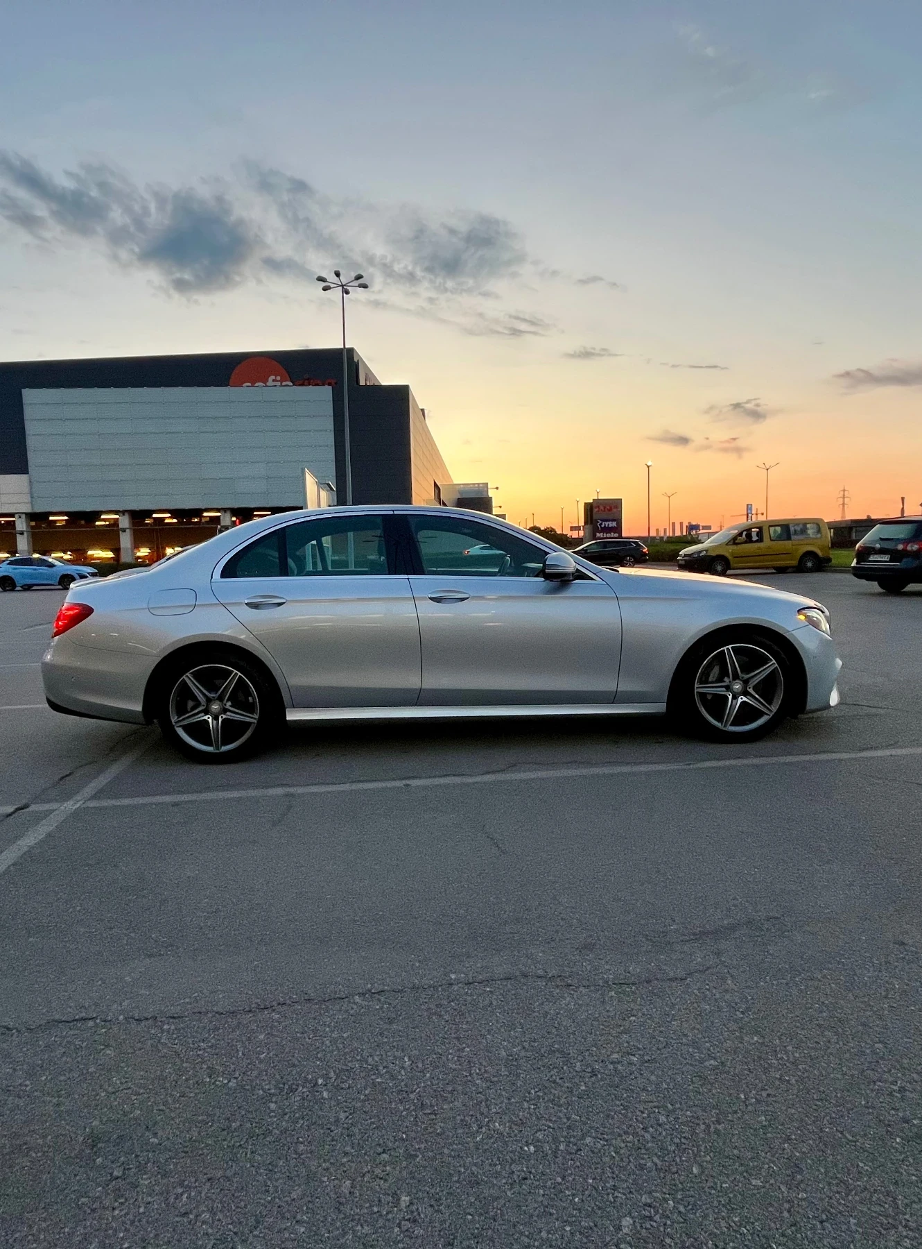 Mercedes-Benz E 300  - изображение 2
