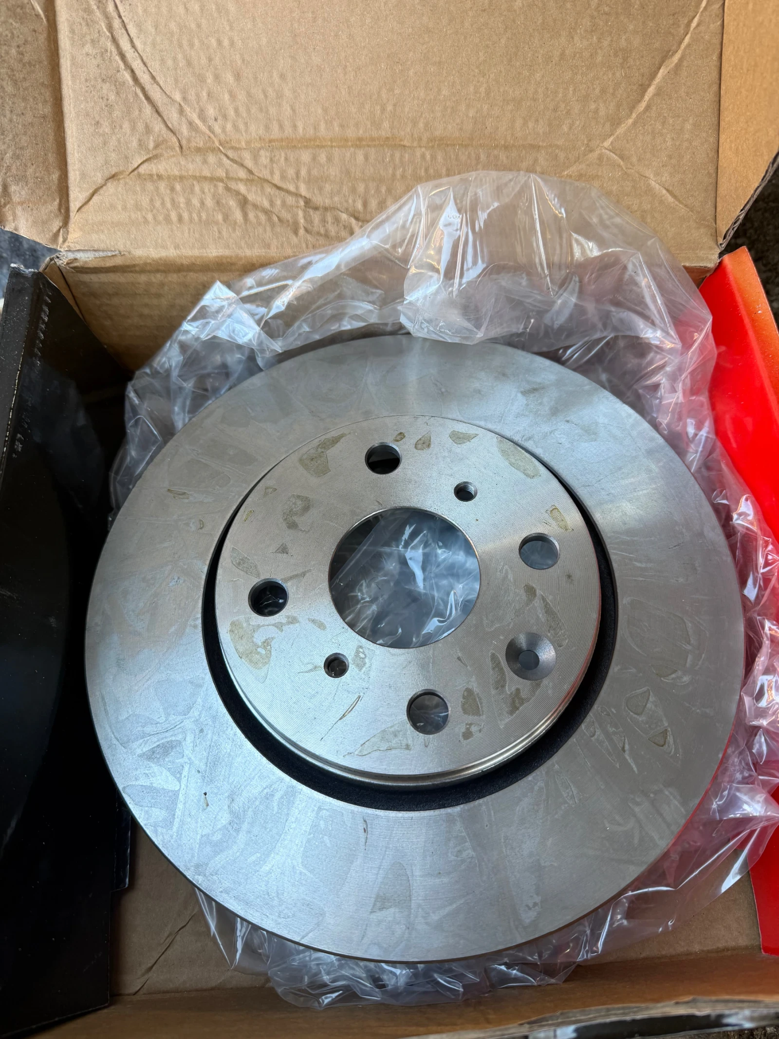 Toyota Aygo 1.0 VVTI напълно обслужена внос Германия, снимка 13 - Автомобили и джипове - 53755959