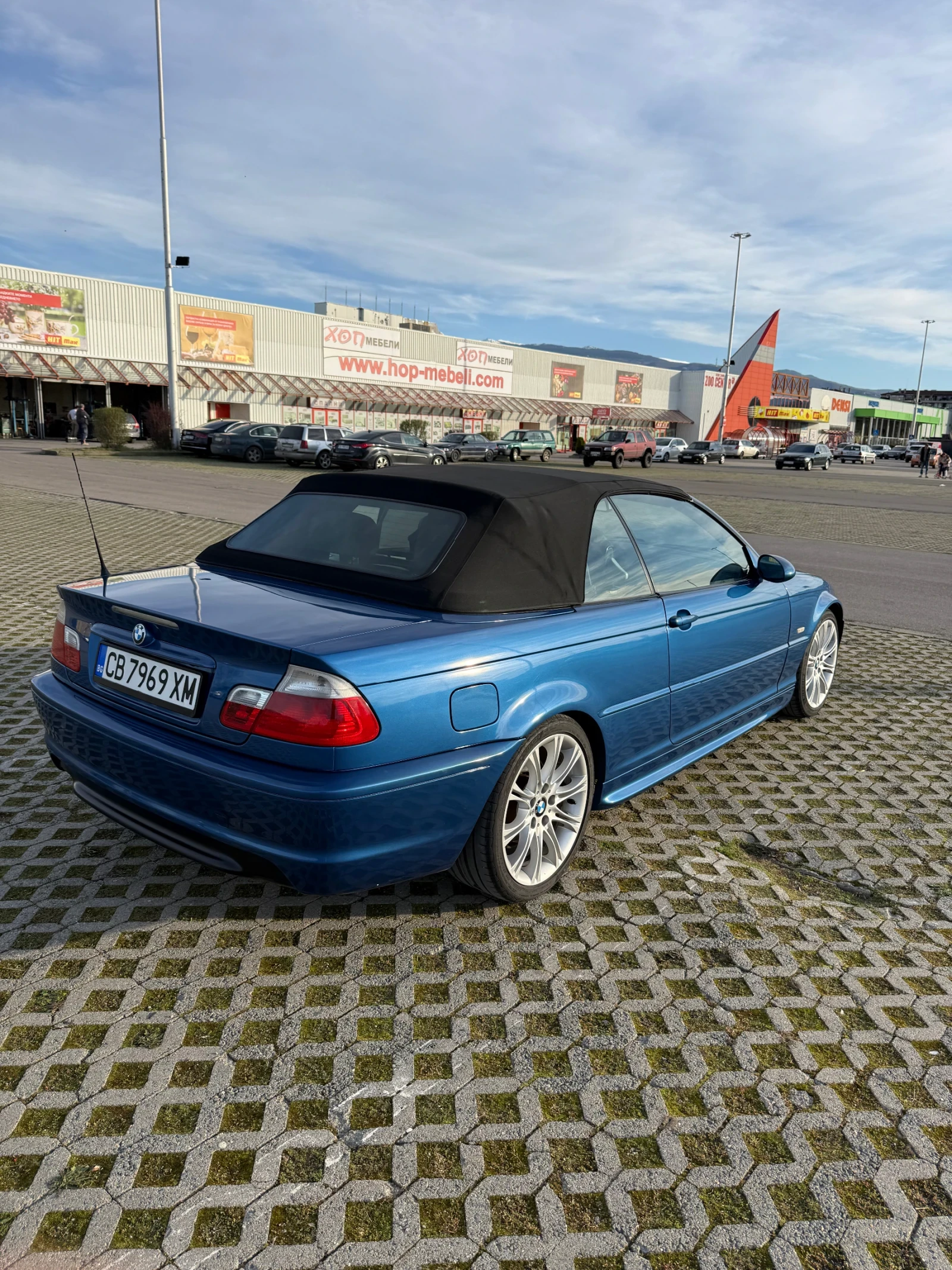 BMW 320, снимка 8 - Автомобили и джипове - 54129575
