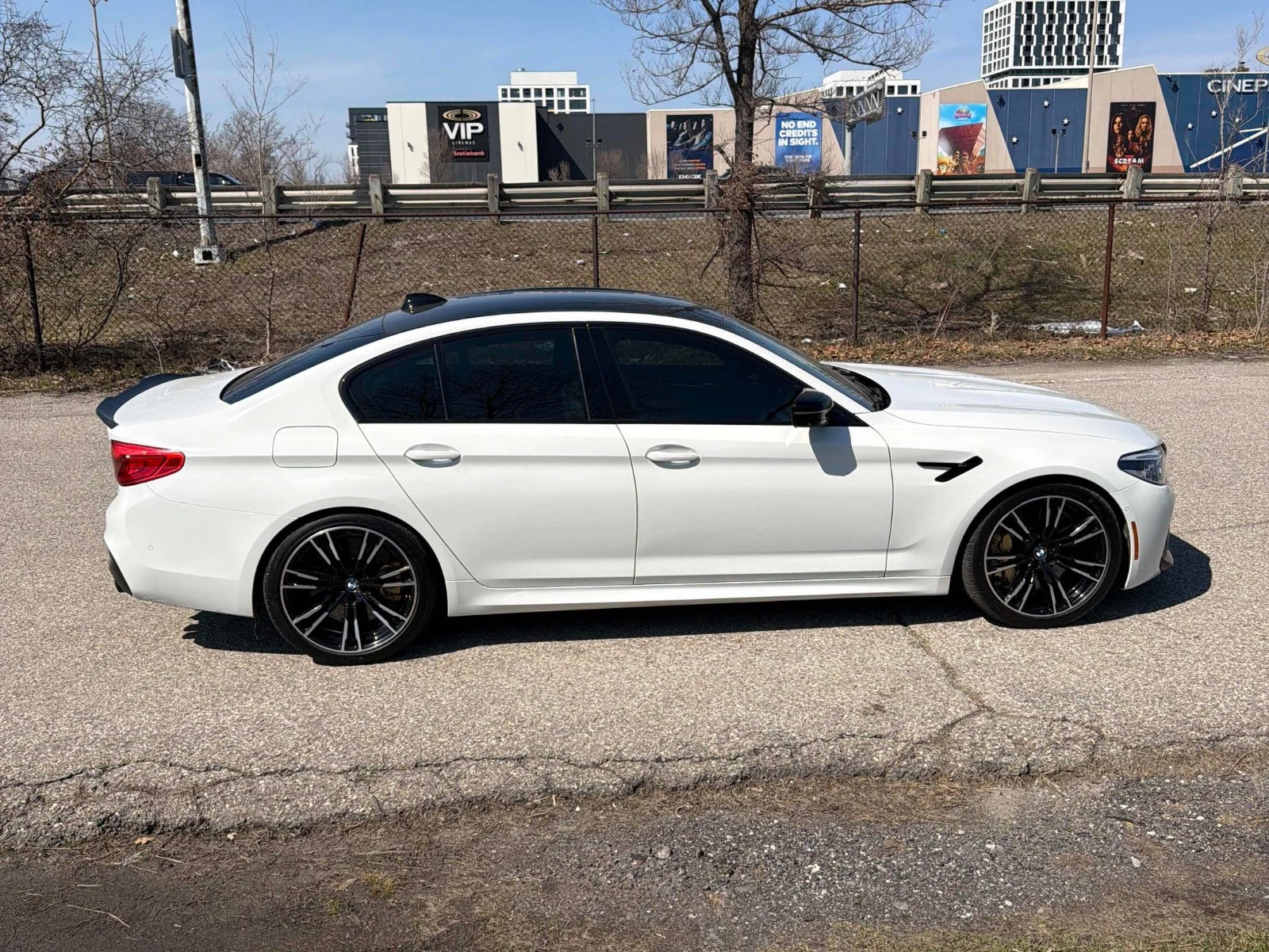 BMW M5 РЕГИСТАЦИЯ+ ОБСЛУЖВАНЕ, снимка 2 - Автомобили и джипове - 54144752
