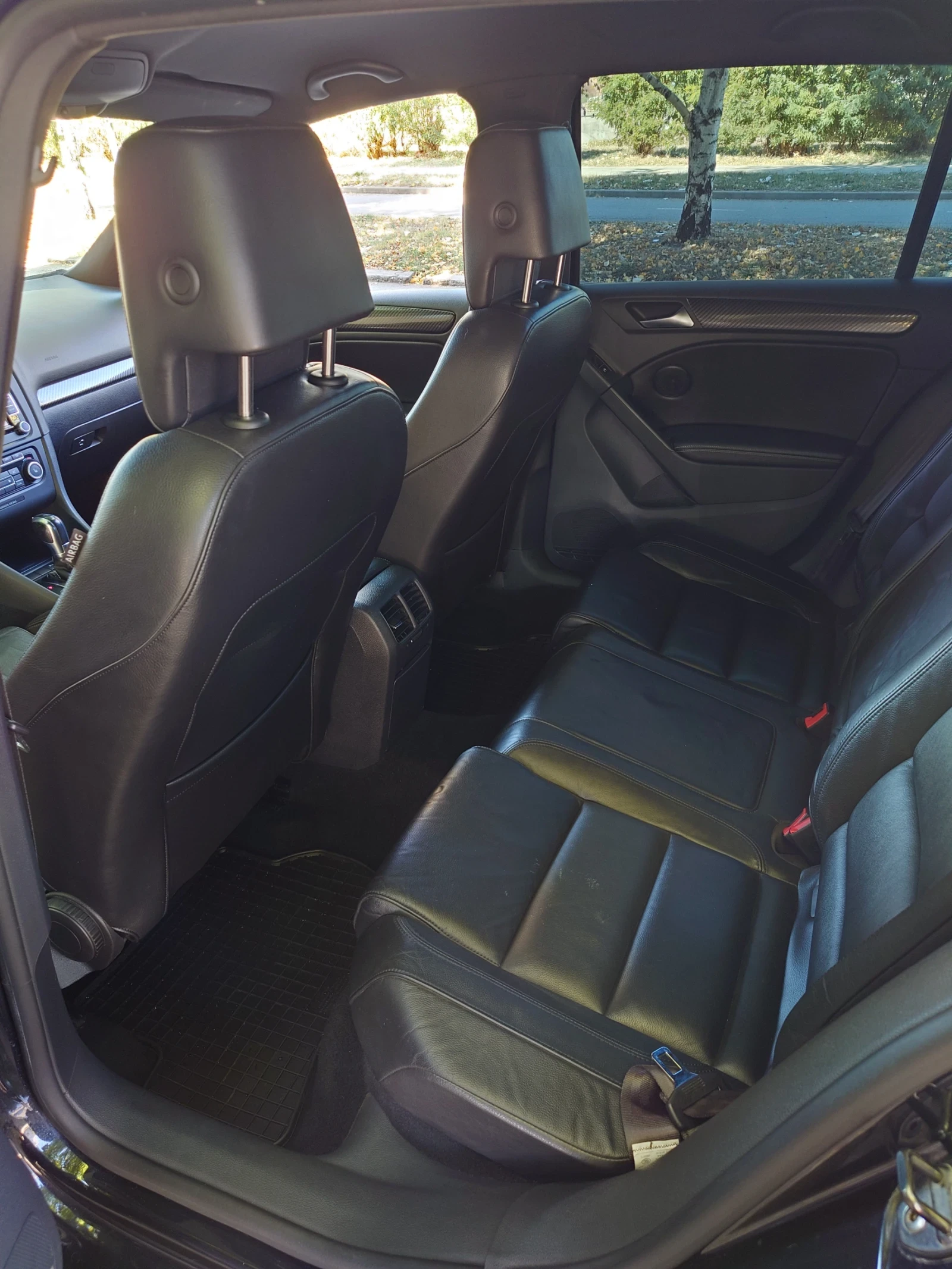 VW Golf 6 R, снимка 12 - Автомобили и джипове - 54386505