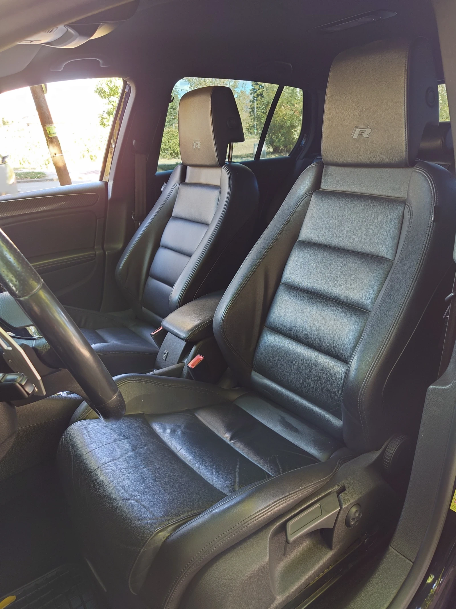 VW Golf 6 R, снимка 8 - Автомобили и джипове - 54386505