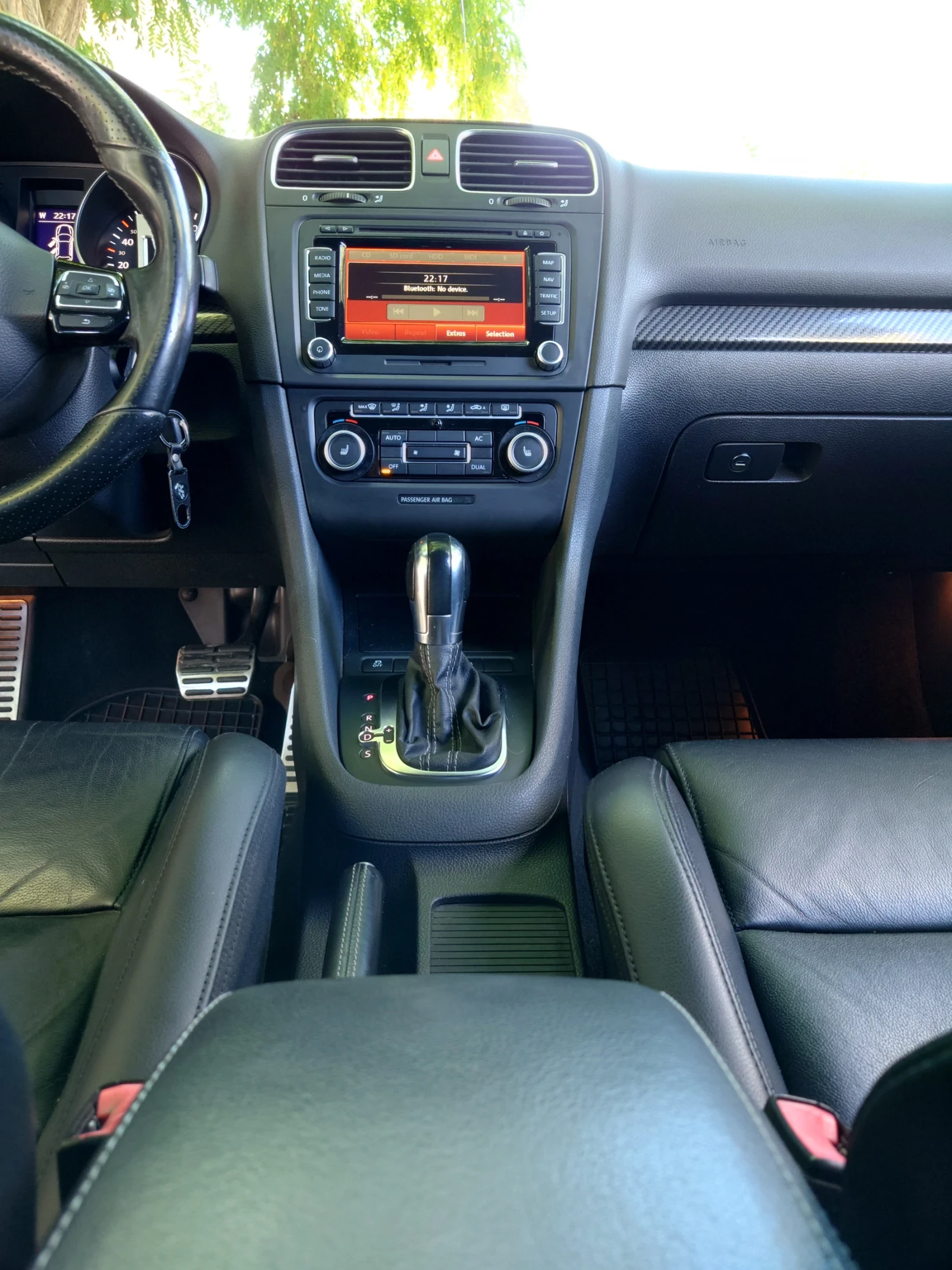 VW Golf 6 R, снимка 7 - Автомобили и джипове - 54386505
