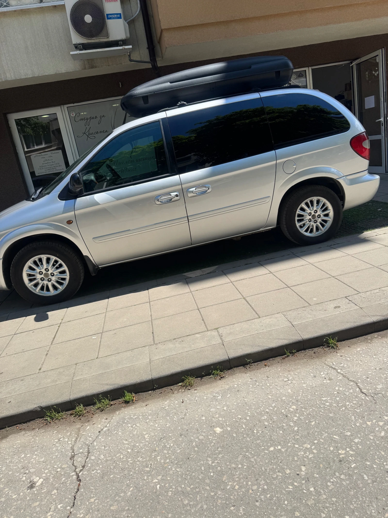 Chrysler Voyager 2, 8, снимка 3 - Автомобили и джипове - 54440674