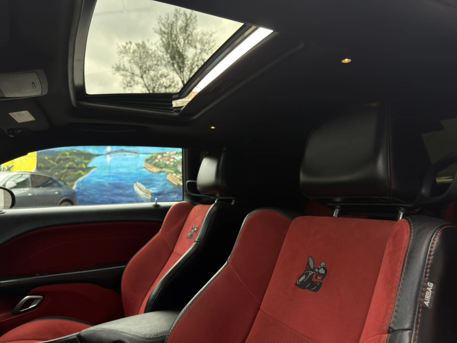 Dodge Challenger 6.4 HEMI ScatPack, снимка 17 - Автомобили и джипове - 54495913
