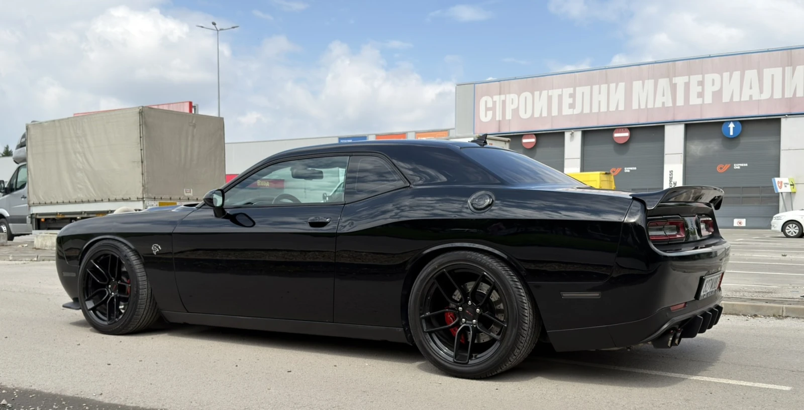Dodge Challenger 6.4 HEMI ScatPack, снимка 6 - Автомобили и джипове - 54495913