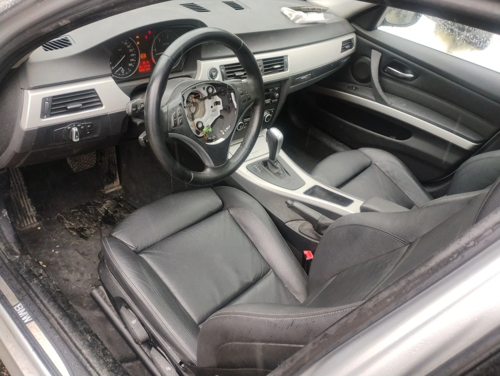 BMW 330, снимка 6 - Автомобили и джипове - 54513577