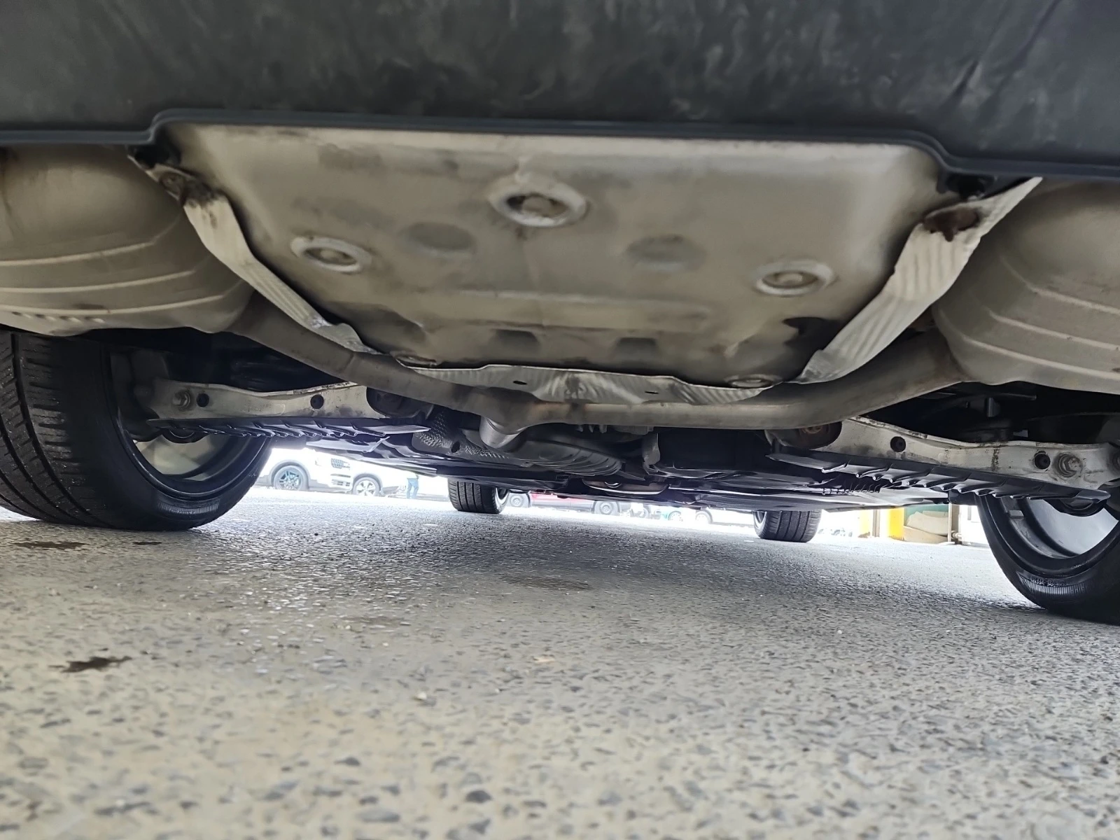 Audi A4 TECHNIK/360* CAM/DISTRONIC/HEAD UP/CARFAX/, снимка 12 - Автомобили и джипове - 54519840