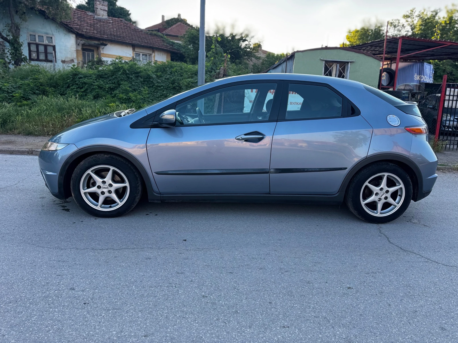 Honda Civic 1.8Vtec-140* KLIMA* NOV VNOS* , снимка 2 - Автомобили и джипове - 54755225
