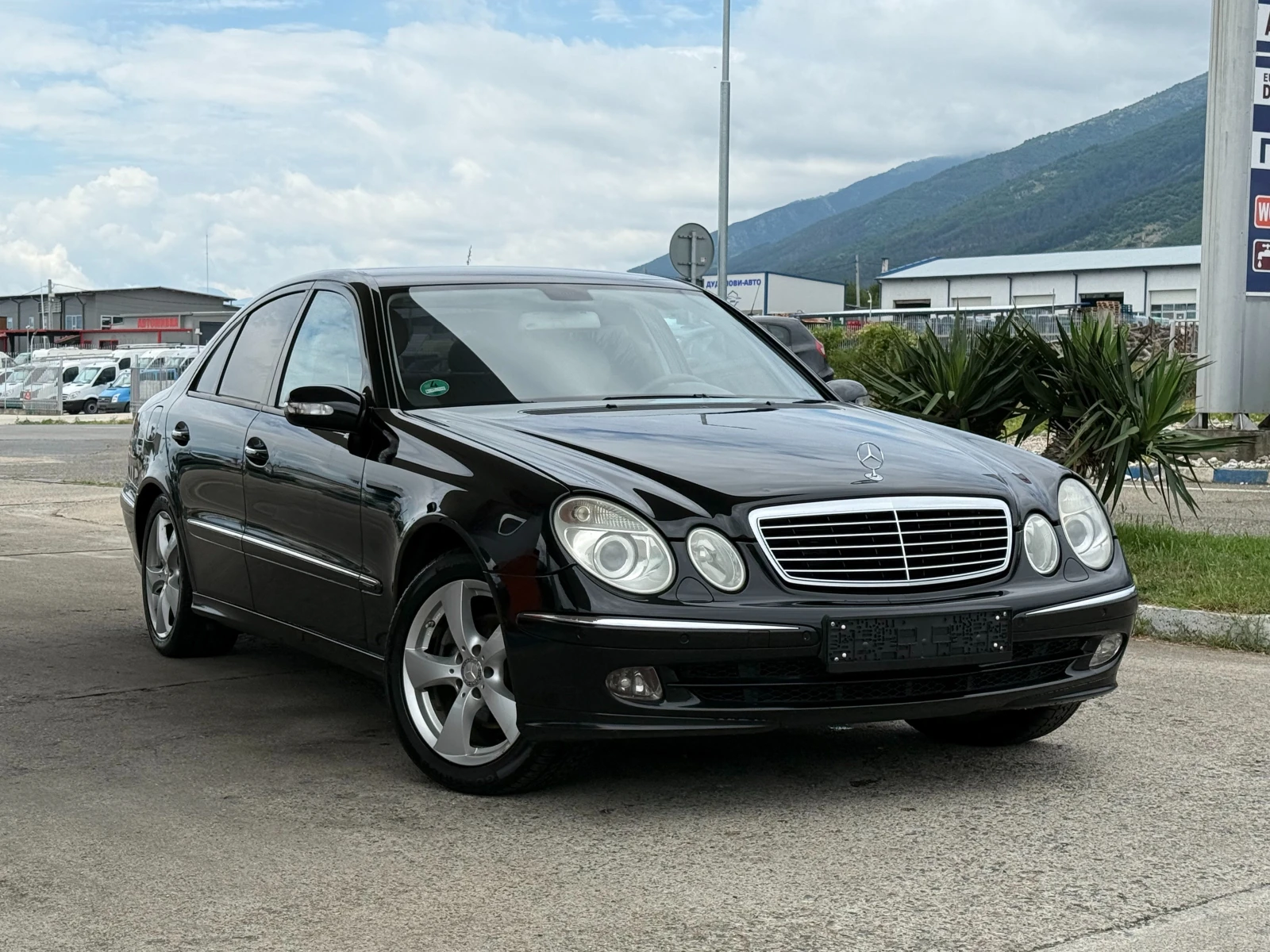 Mercedes-Benz E 320 HarmanKardon/Navi/Подгрев