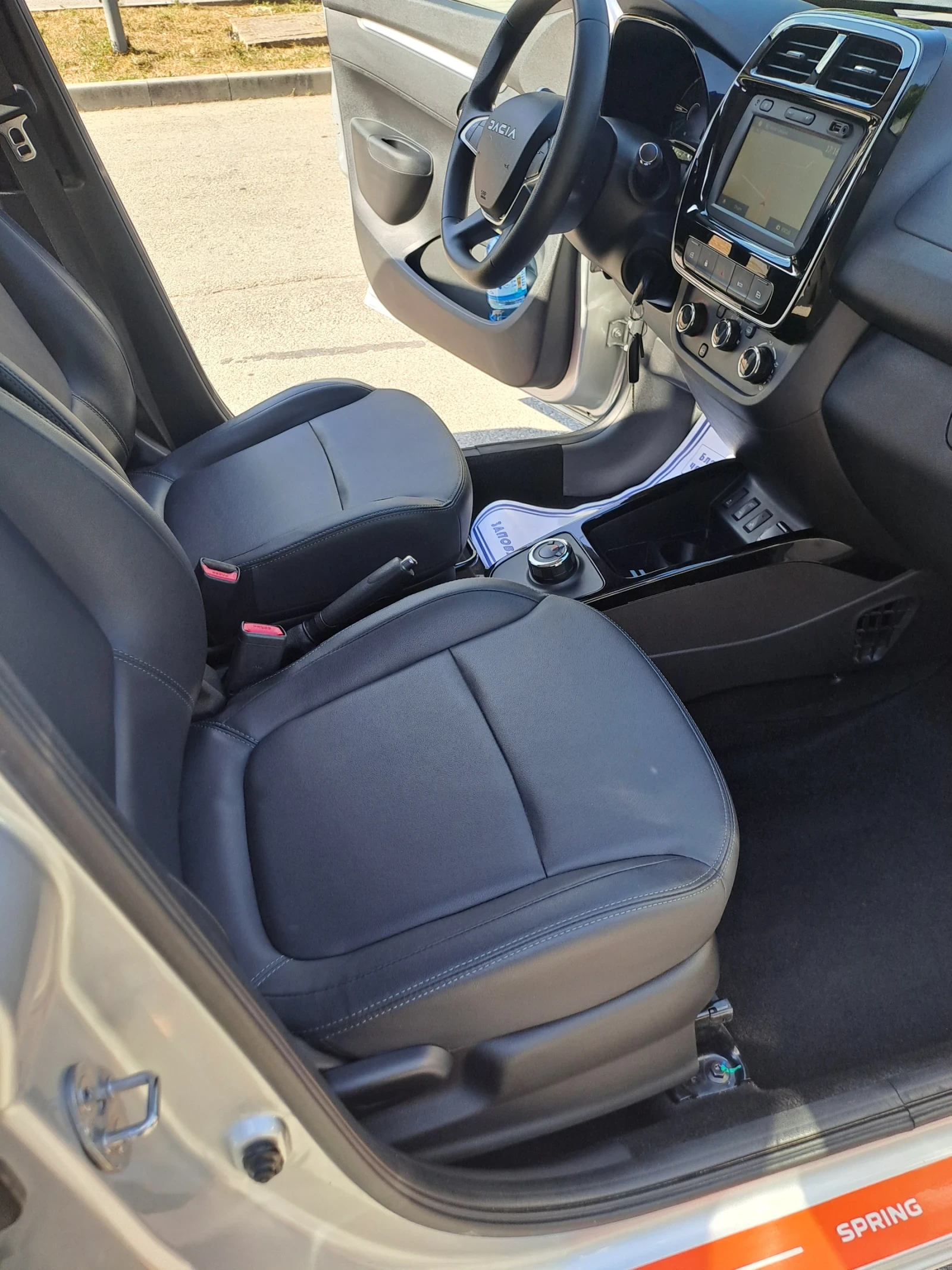 Dacia Spring, снимка 15 - Автомобили и джипове - 55105840