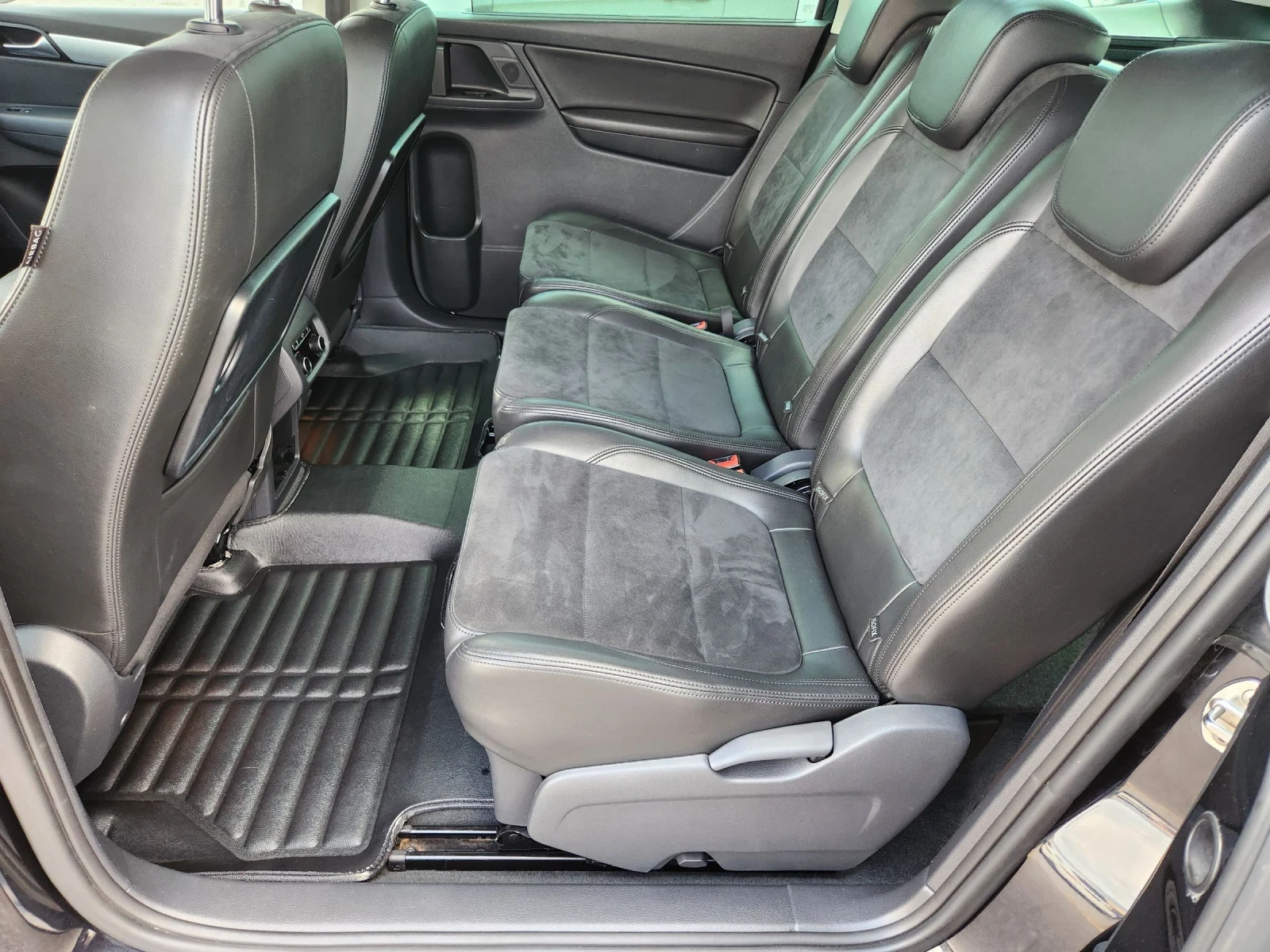 VW Sharan, снимка 9 - Автомобили и джипове - 55228004