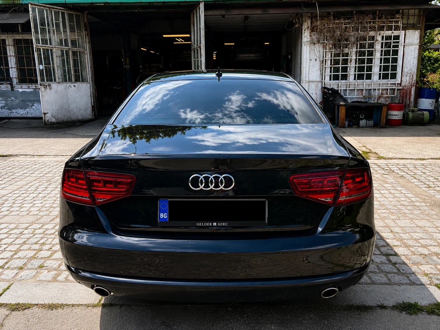 Audi A8, снимка 4 - Автомобили и джипове - 55421679