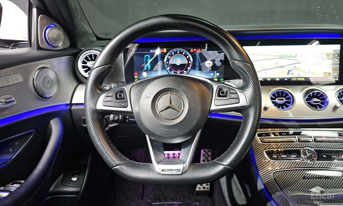 Mercedes-Benz E 300, снимка 11 - Автомобили и джипове - 55471662