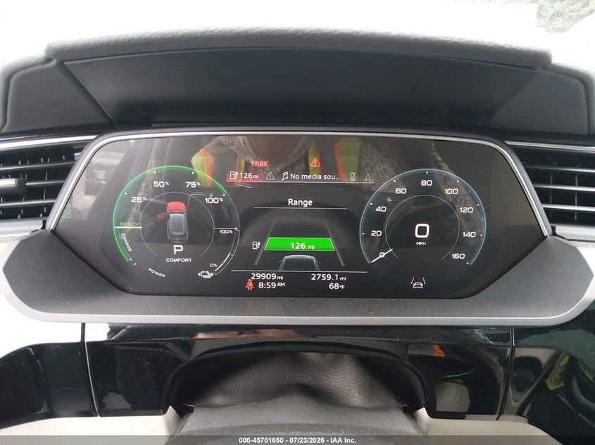 Audi E-Tron Premium Plus quattro, снимка 7 - Автомобили и джипове - 55611918