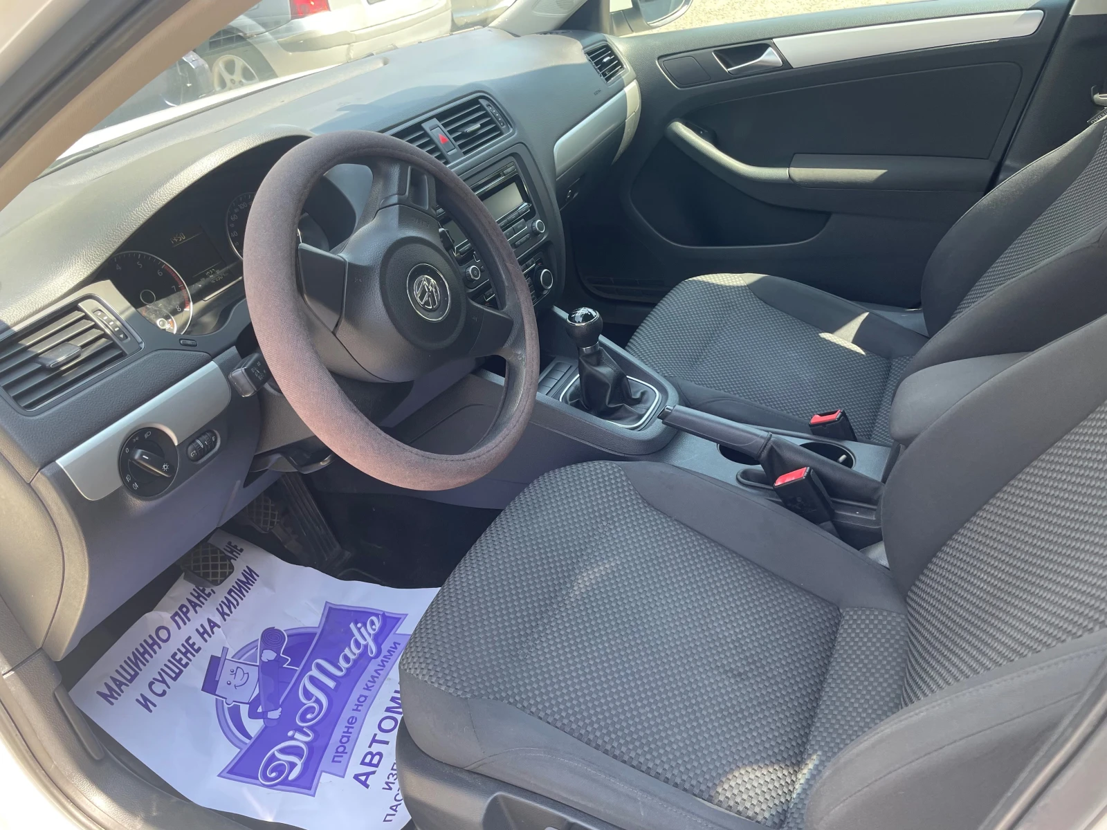 VW Jetta, снимка 9 - Автомобили и джипове - 55994310