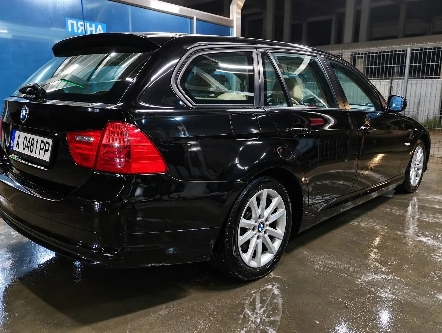 BMW 320, снимка 2 - Автомобили и джипове - 56015588