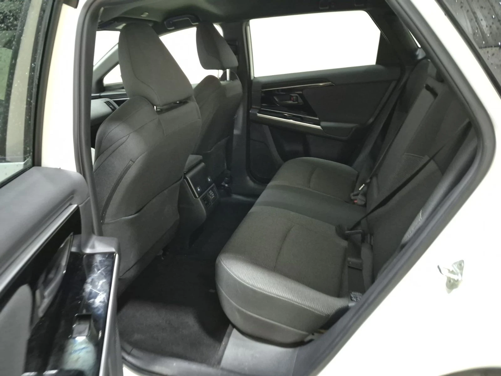 Subaru Solterra AWD* ПЪЛНА ИСТОРИЯ* ПОДГРЕВ, снимка 8 - Автомобили и джипове - 56314682