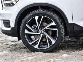 Volvo XC40 * T5 R Design | 360 Camera | Harman Kardon Sound *, снимка 6
