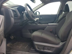 Nissan Rogue SV, снимка 7