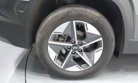 Hyundai Tucson DIGITAL* ОБДУХВАНЕ* СЛЕД НА ЛЕНТИ* ДИСТРОНИК*  - 20900 € / 40876.85 лв. - 26677057 5