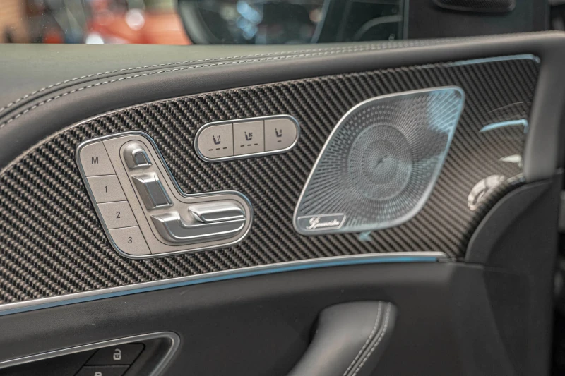 Mercedes-Benz GLE 63 S AMG 4Matic+ /Carbon/Обдувхане/Burmester/Панорама, снимка 8 - Автомобили и джипове - 51358016