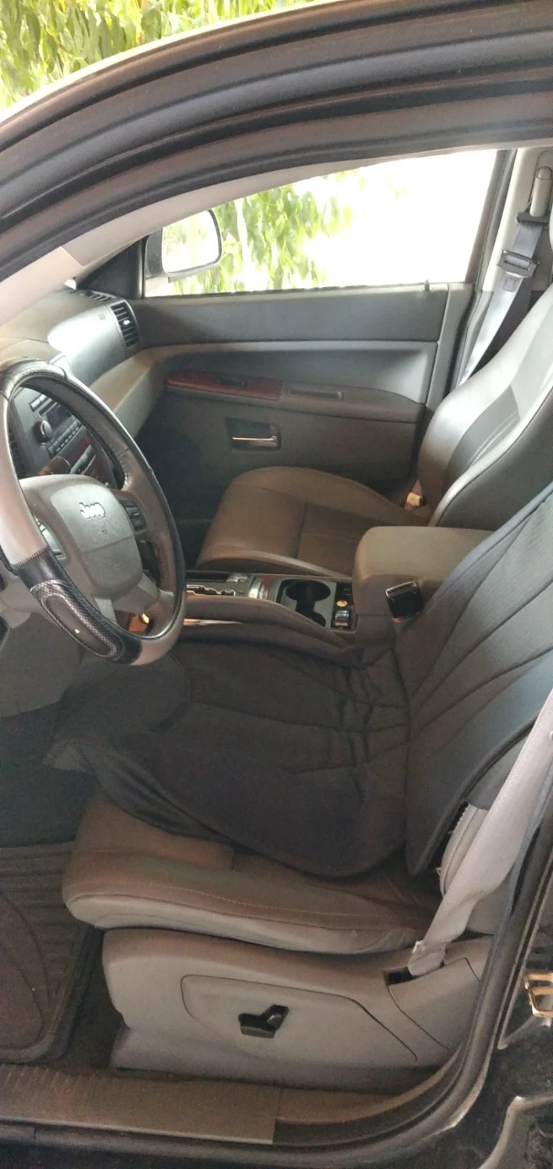 Jeep Grand cherokee, снимка 7 - Автомобили и джипове - 51700690